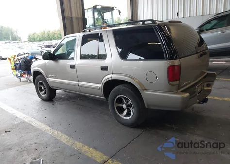 2005 Chevrolet Blazer Ls from USA, damaged, VIN 1GNCS13X85K109329